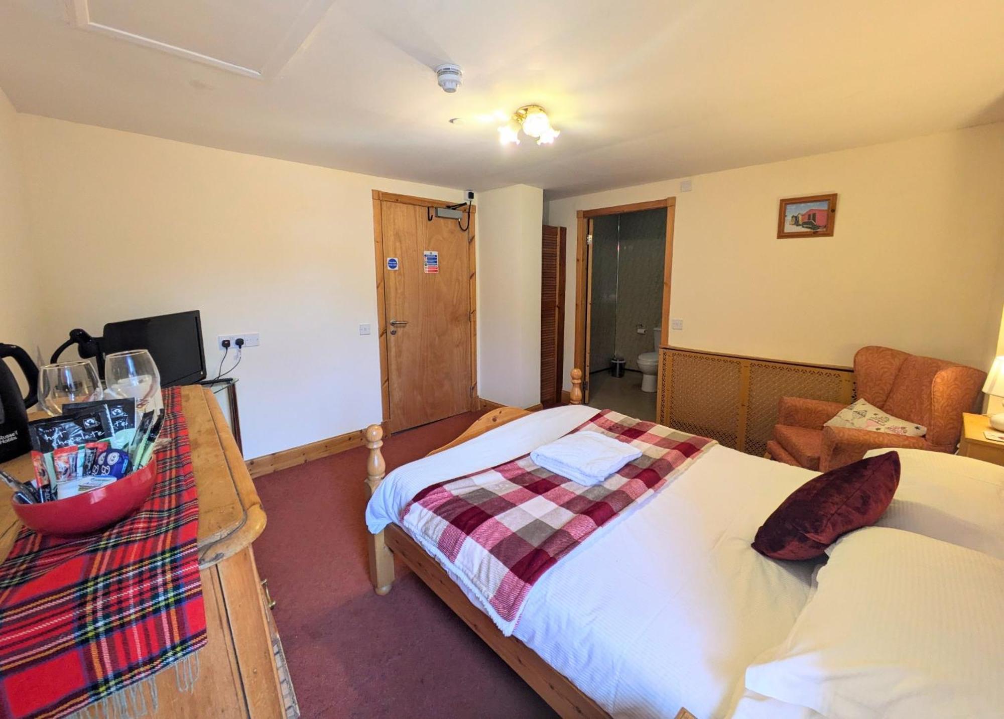 Hollybank - Ensuite Room & Use Of Large Shared Kitchen Dumfries Exteriér fotografie