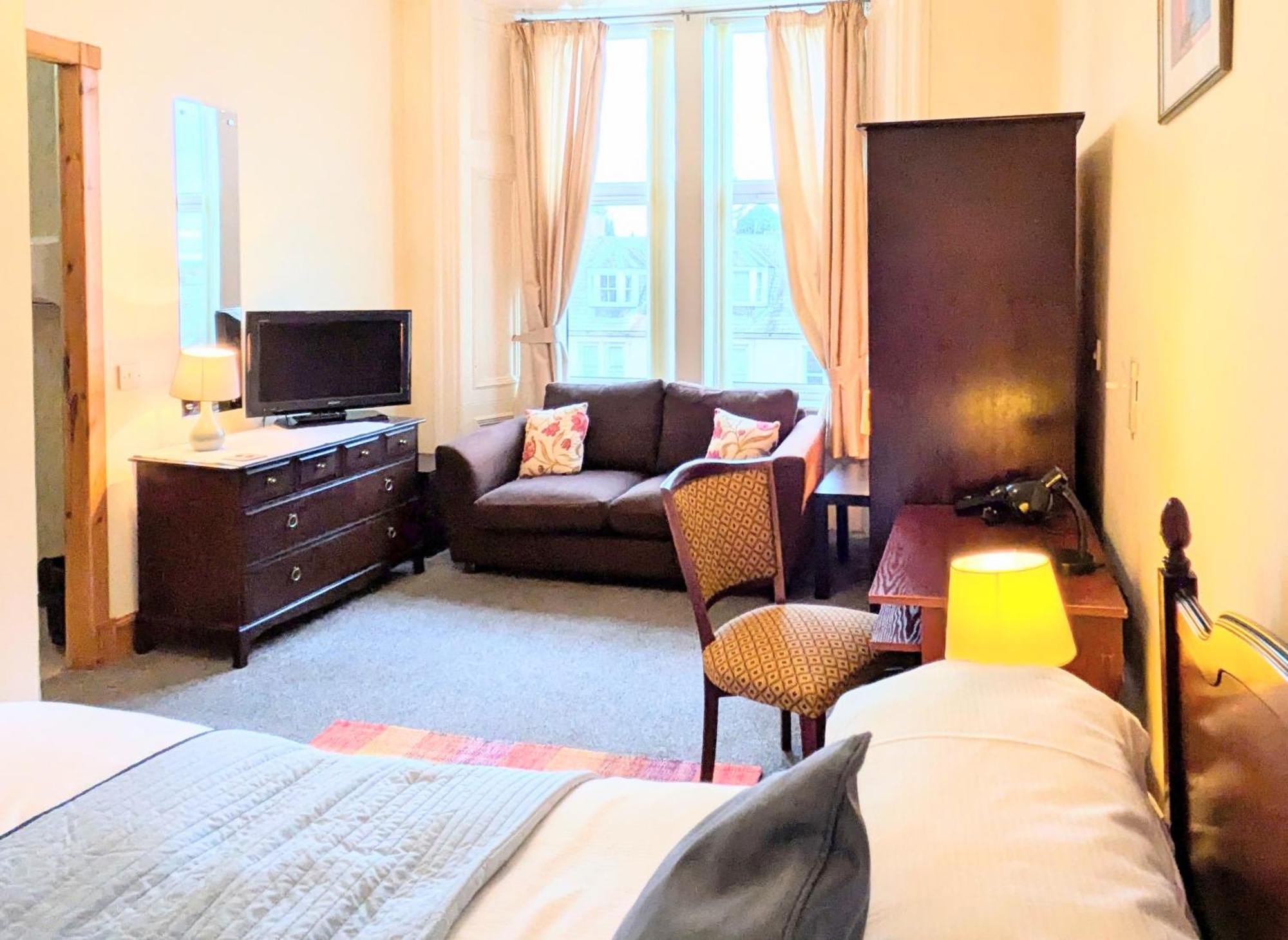 Hollybank - Ensuite Room & Use Of Large Shared Kitchen Dumfries Exteriér fotografie